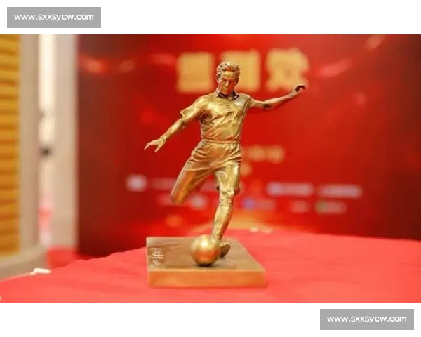 巅峰对决燃爆全场史诗级进球与逆转铸就最精彩足球之夜荣耀时刻永恒